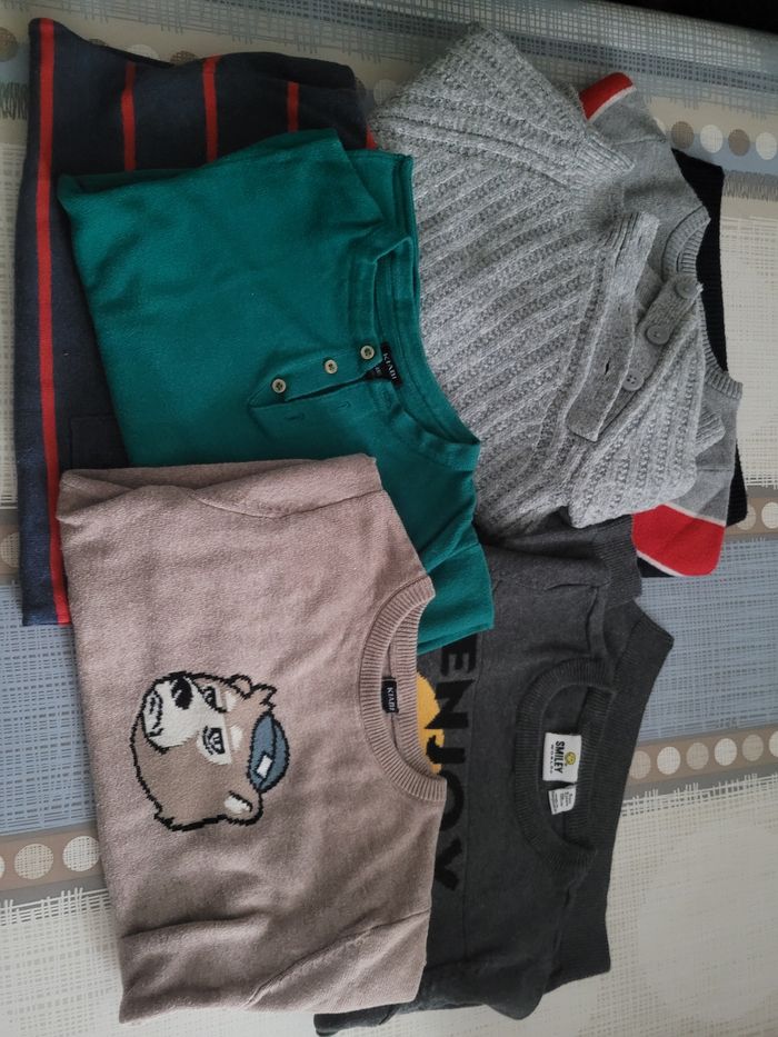 Vend lot pull garçon 5ans
