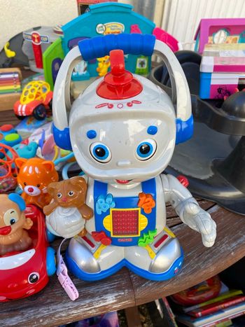 Robot sonore et lumineux 
