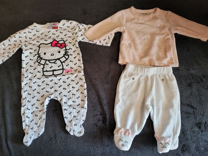 Pyjamas 1 mois