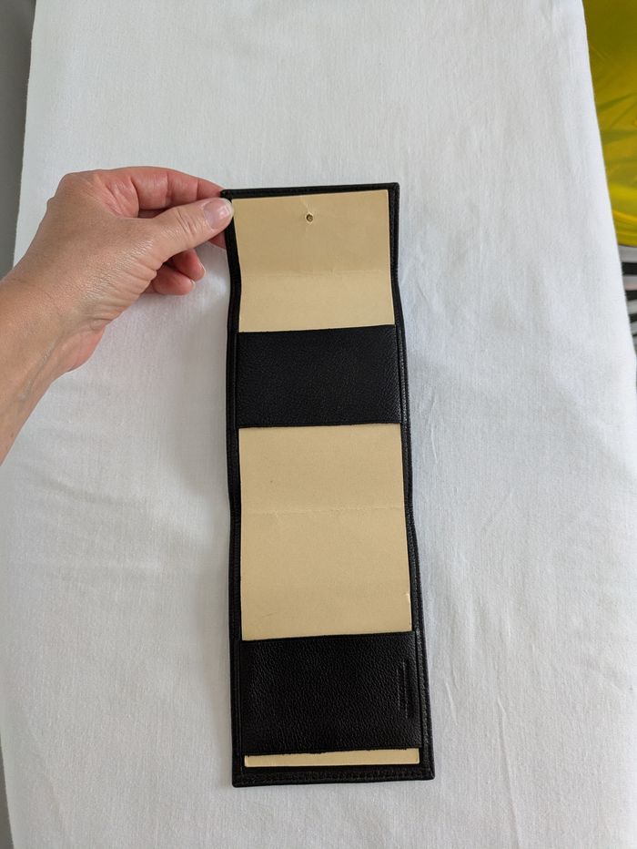 Portefeuille porte chéquier Longchamp - photo numéro 3