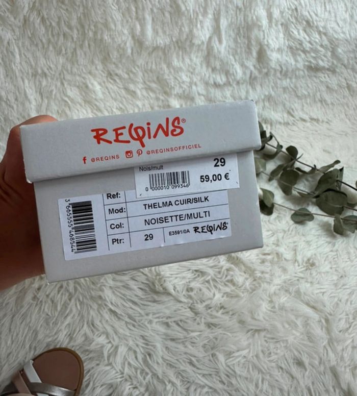 Paire de sandales Reqins taille 29 - photo numéro 8