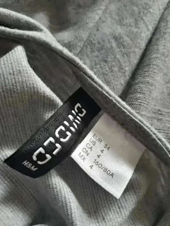Jolie robe trapèze Taille 34 avec numéro 78 - photo numéro 4