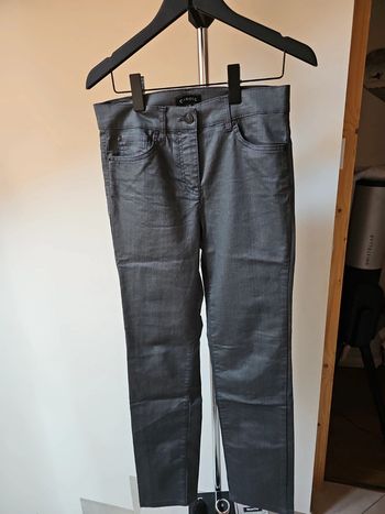Neuf pantalon de la marque Caroll