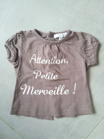 T-shirt manche courte en 6 mois