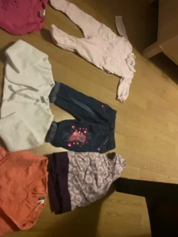 Lot de vêtements fille 3 mois