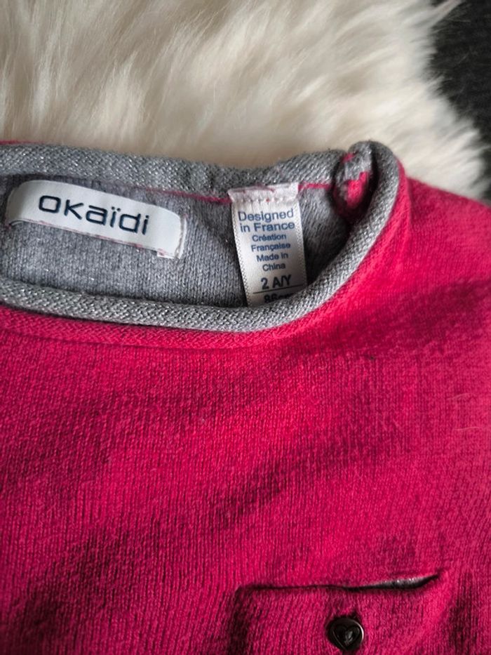🩷 Joli pull rose avec cœurs gris Okaïdi 2 ans 🩷 - photo numéro 3