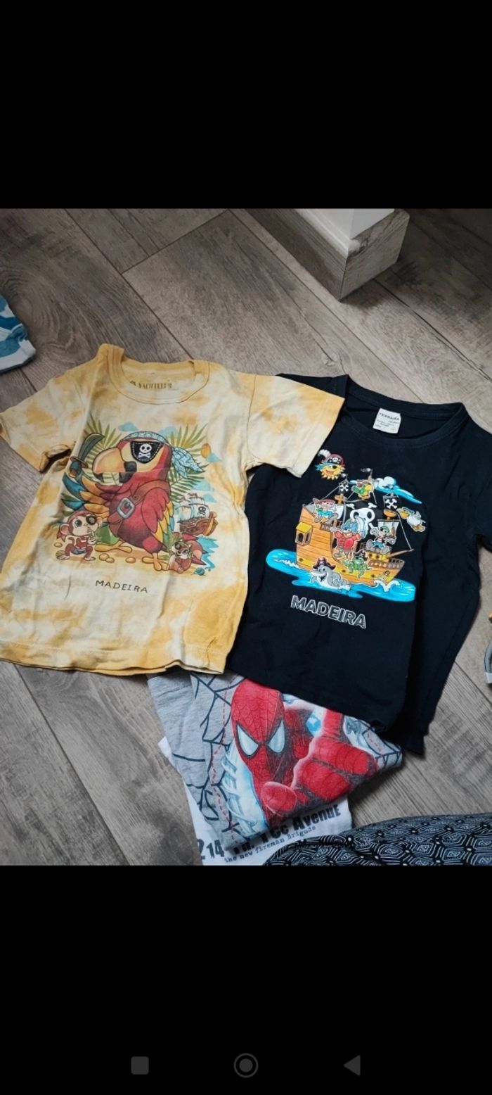 Lot vêtements 4 ans garçon - photo numéro 6