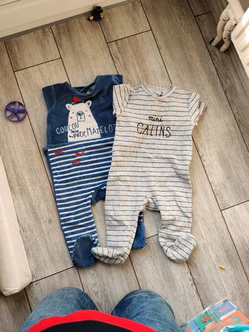 Lot 2 pyjamas velours 9 mois