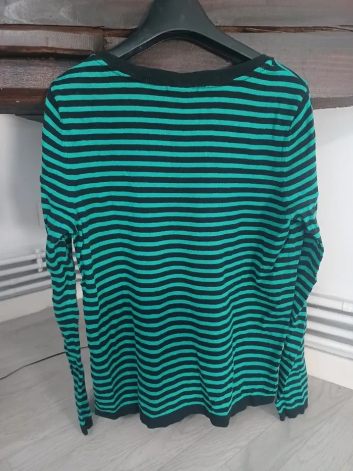 Pull H&M à rayure vert et noir - photo numéro 2