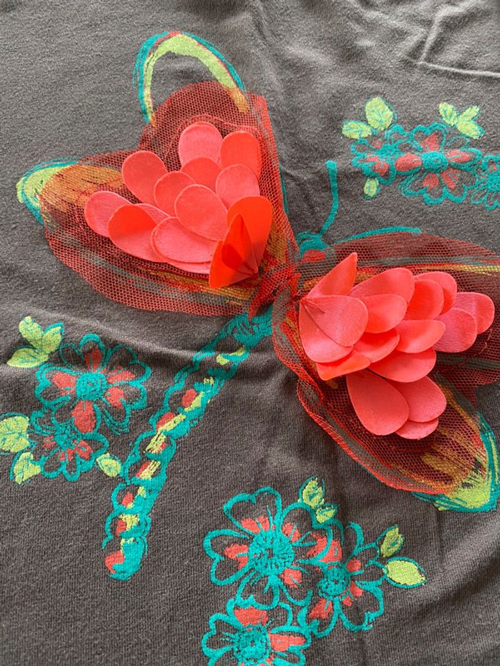 T-shirt manches courtes papillon relief - photo numéro 3