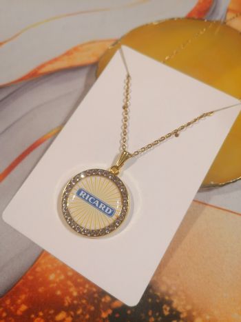 Collier strass ricard doré