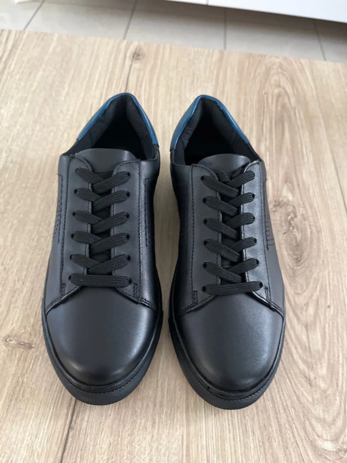 Paire de basket de service en cuir Robur taille 38 neuve - photo numéro 3