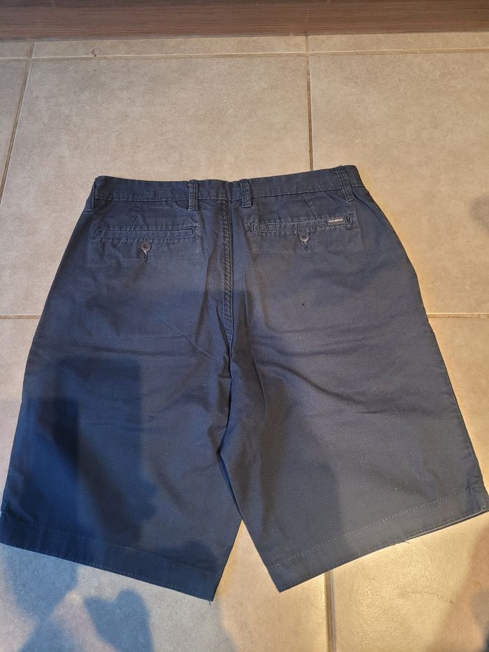 Short bleu Taille 40 - photo numéro 2