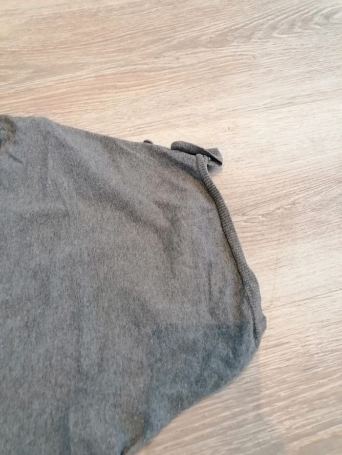 Tee shirt cache cache - photo numéro 2