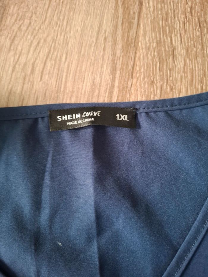 Lot de top femme 44 ou XL - photo numéro 3