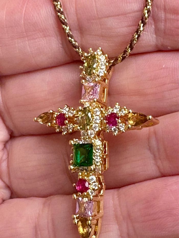 Collier réglable cordon tressé croix cristaux et acier inoxydable or habaha Paris - photo numéro 3