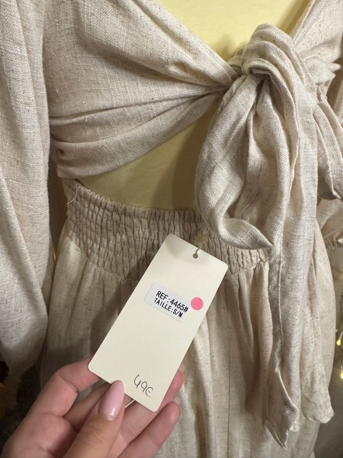 Robe neuve dos nu - photo numéro 3