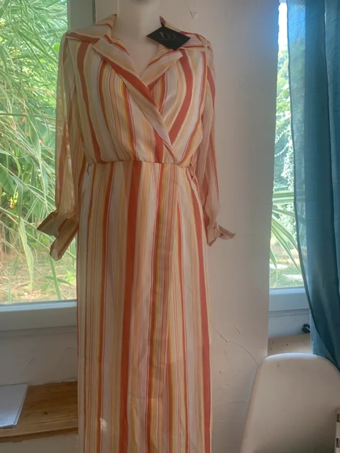 Robe Manoukian longue taille 36 neuve avec étiquette - photo numéro 2