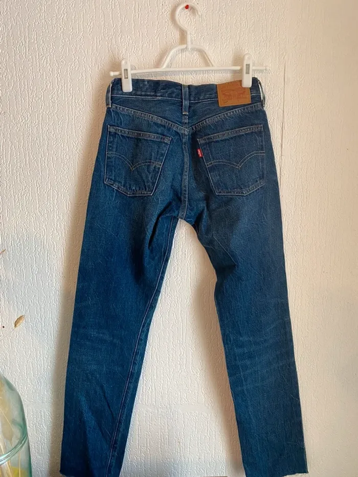 Jean Levi’s bleu taille w23 L32 - photo numéro 5