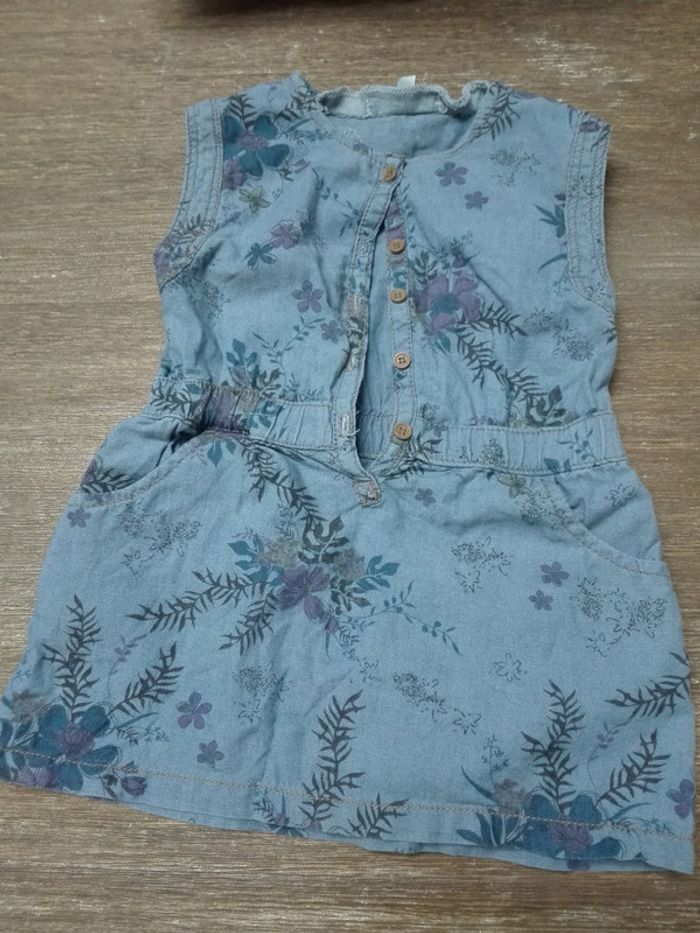 Robe bleu fleurs motif vintage