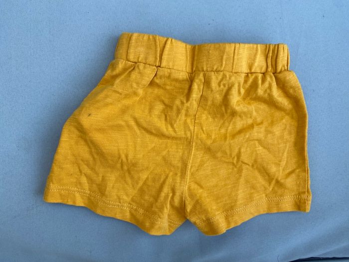 Short jaune moutarde vert baudet - photo numéro 2