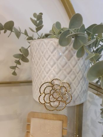 Broche Fleur acier inoxydable doré