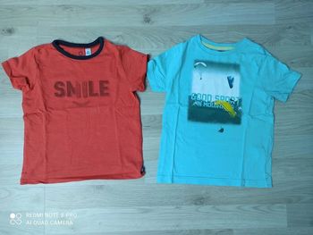 2 t shirts okaidi 5 ans