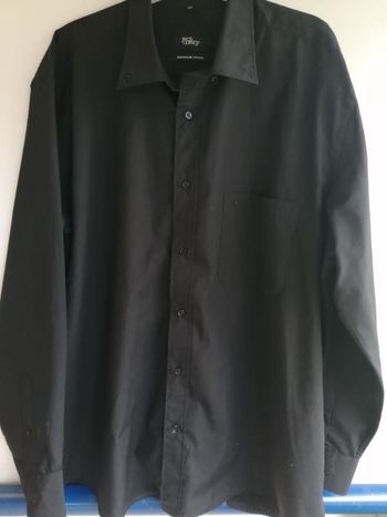 Chemise noire
