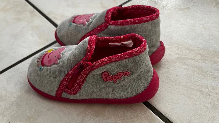 Pantoufles peppa pig taille 27 - photo numéro 2