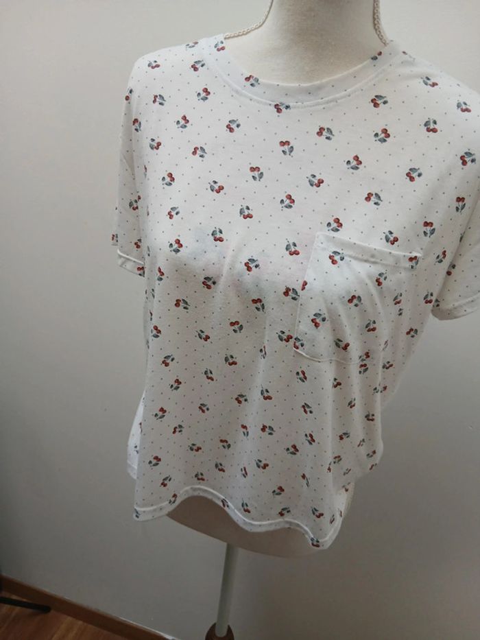 Tee-shirt blanc avec petites cerise taille XL Ardene - photo numéro 4