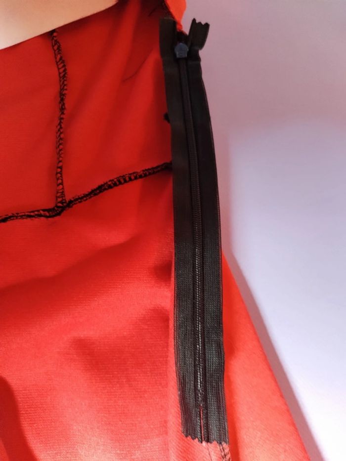 Robe rouge et noir bustier femme - photo numéro 13