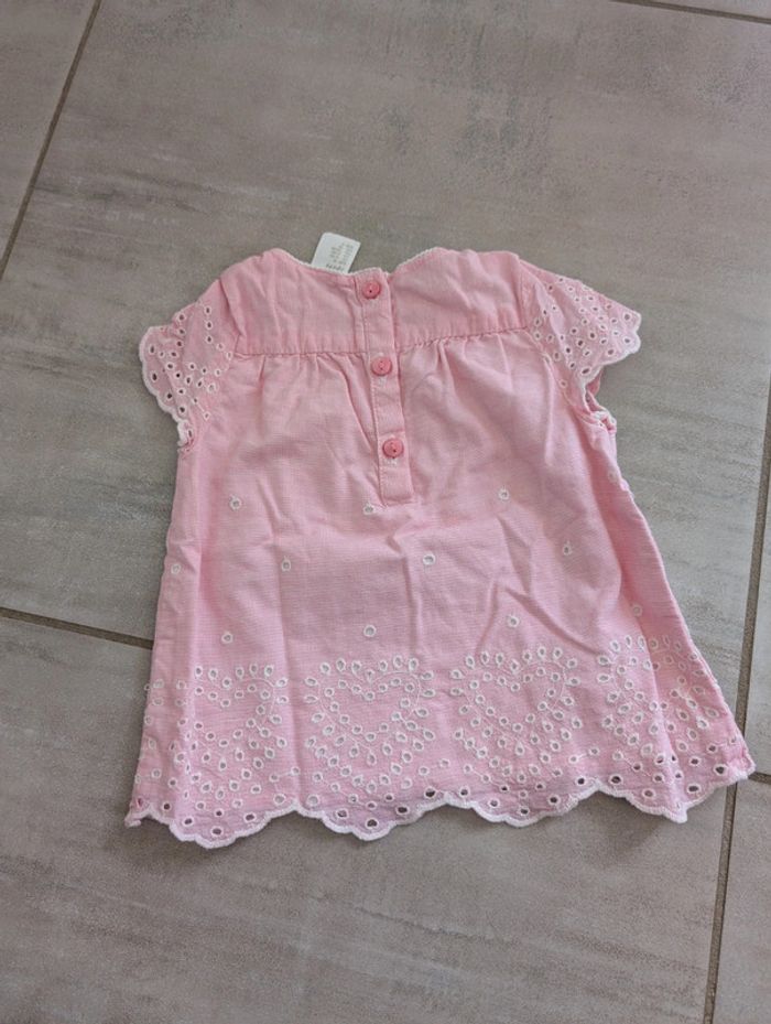 Blouse coton et broderies ajourées 9mois h&m - photo numéro 3