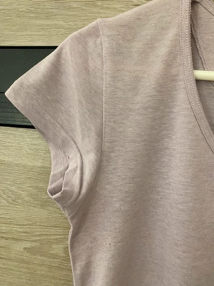 T-shirt Misshelen Taille 38/40 - photo numéro 10