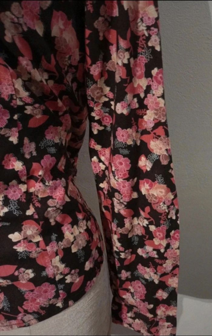 Belle chemise habillée fleurie - photo numéro 3