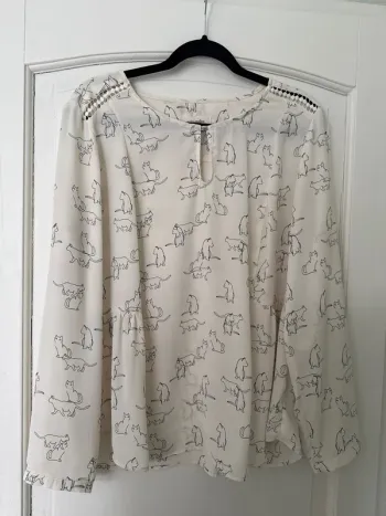 Blouse motif chat
