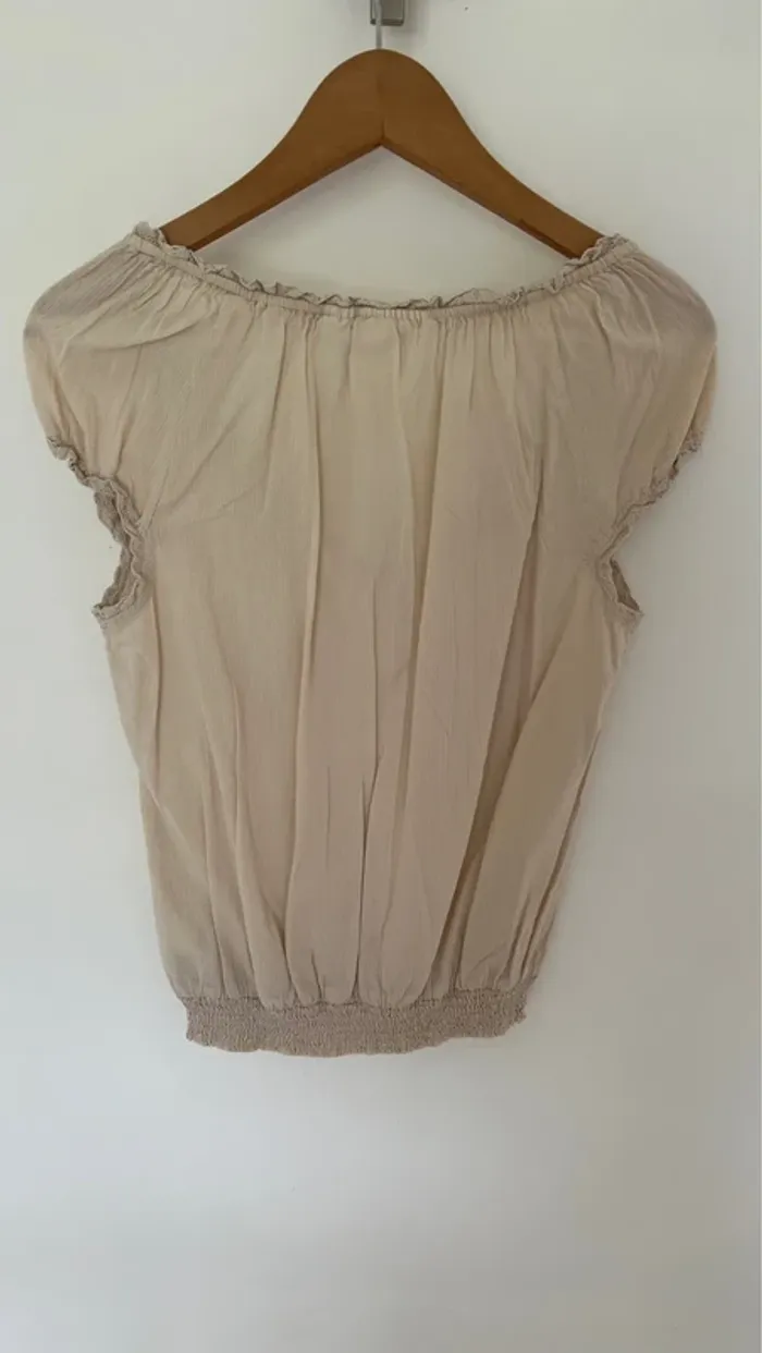 Top chemisier beige manches courtes - photo numéro 3