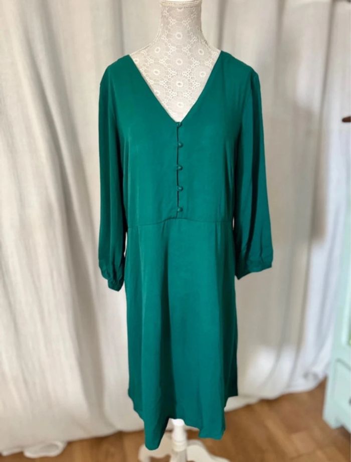Robe fluide vert bouteille neuve Camaïeu 42 - photo numéro 2