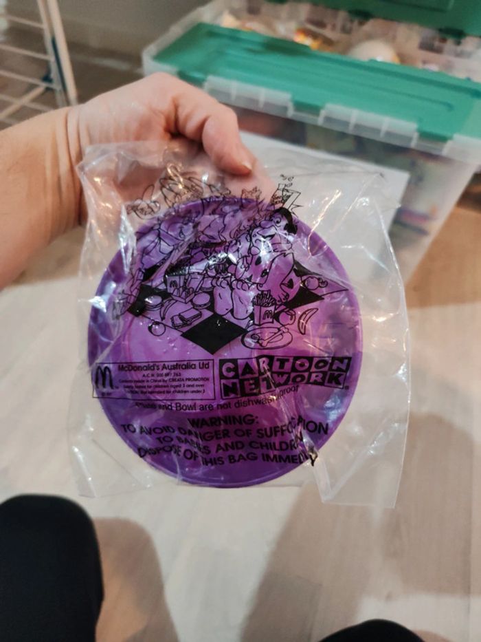 Figurine McDonald's pierre à feu - photo numéro 3