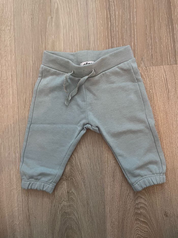 Lot de pantalons bébé 6 mois - photo numéro 7