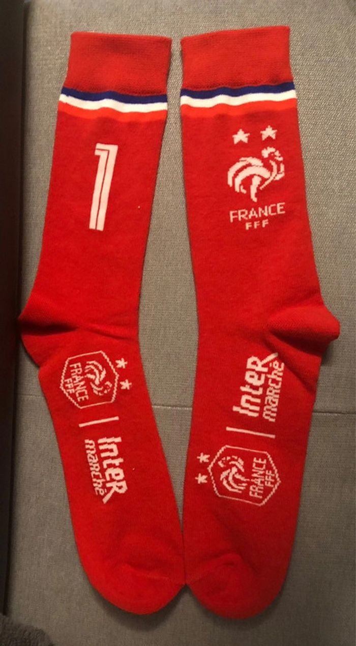Chaussettes de foot rouges « France fff » T unique 38/46 NEUVES - photo numéro 4