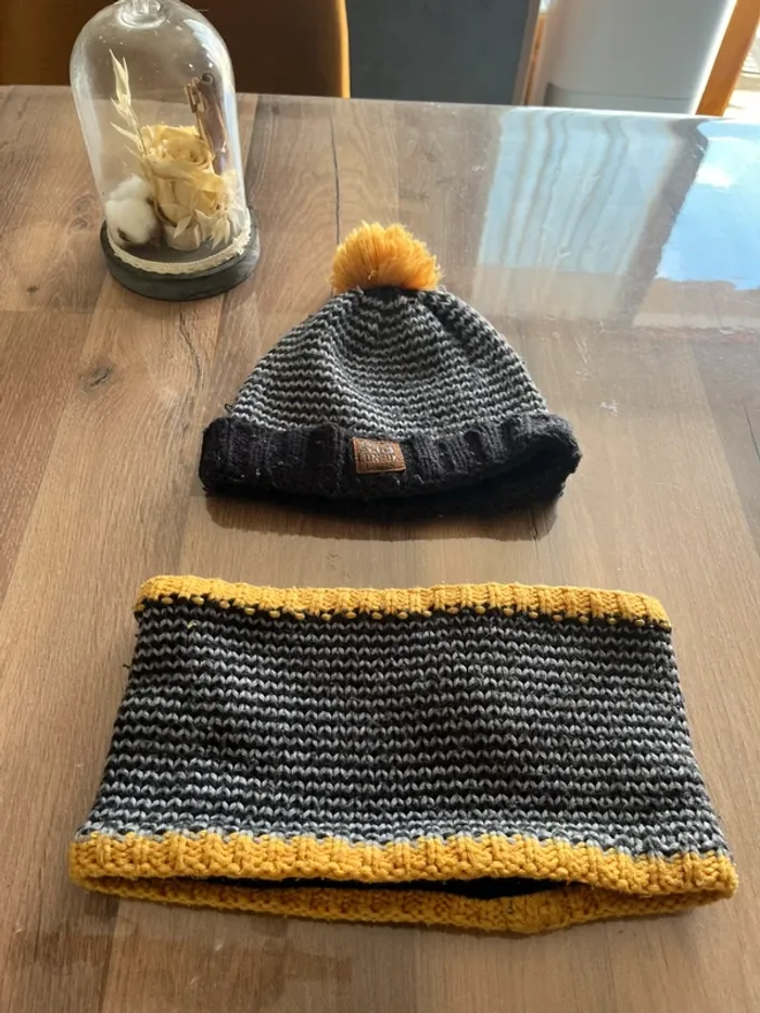 Tour de cou / bonnet - 52 cms