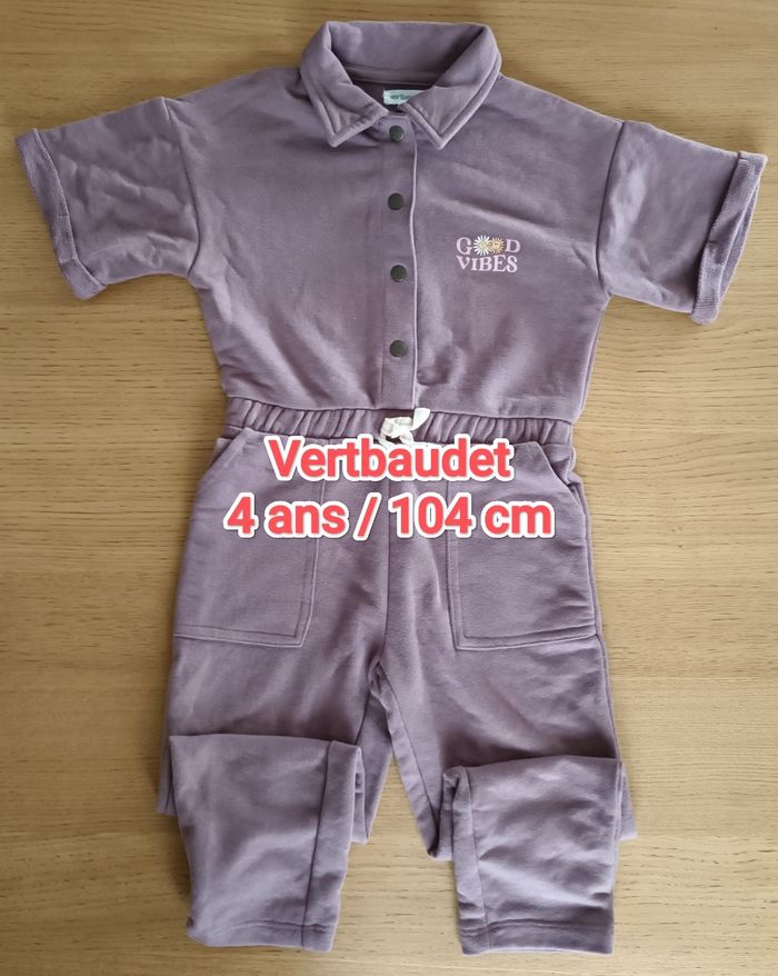 Combinaison en molleton Vertbaudet fille 4 ans 104 cm manches courtes mauve