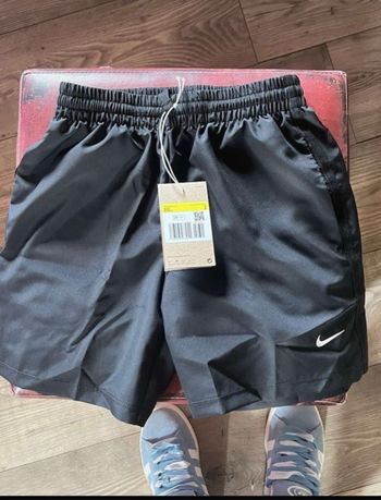 Short nike neuf