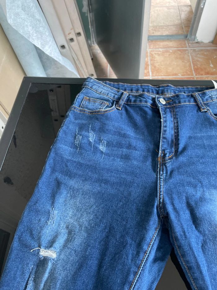 Jean troué de la marque Shein en taille L - photo numéro 6