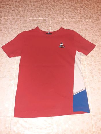 Tee shirt