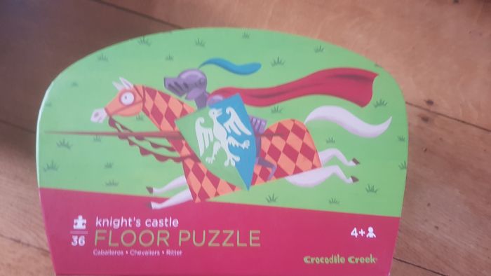 Grand puzzle Crocodile creek " les chevaliers"