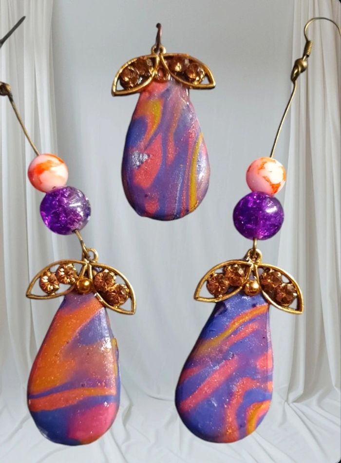 Parrurre boucles d'oreilles pendante avec pendentif - photo numéro 3