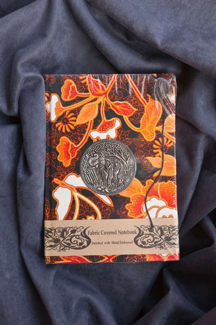 Grand carnet en tissu