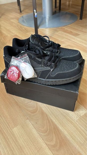 Air jordan 1 Travis Scott phantom