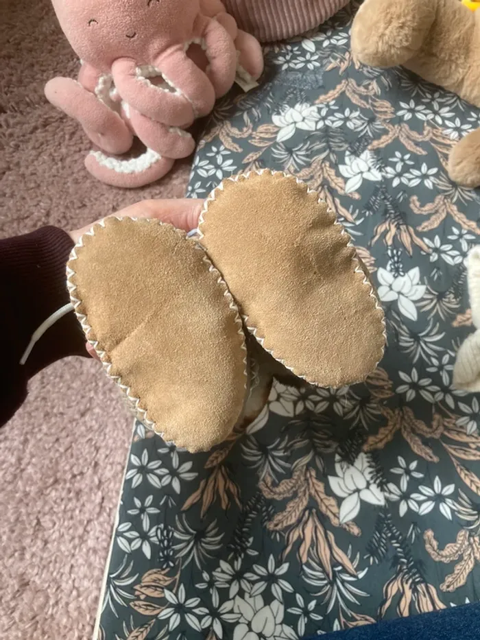 Chaussons cuir - photo numéro 2